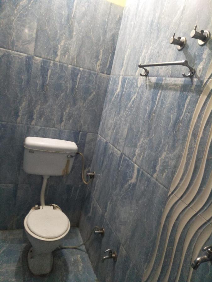 Hotel Shiv Mahima Inn By Wb Inn Prayagraj Exterior foto